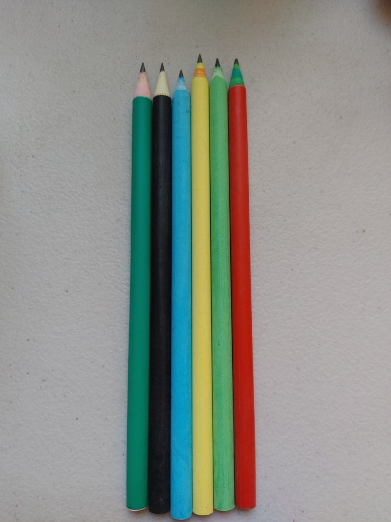 B급 연필 색상랜덤